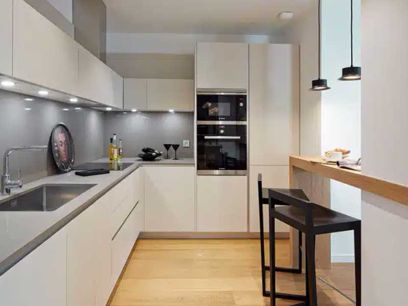 Amoblamiento total de cocina laqueado